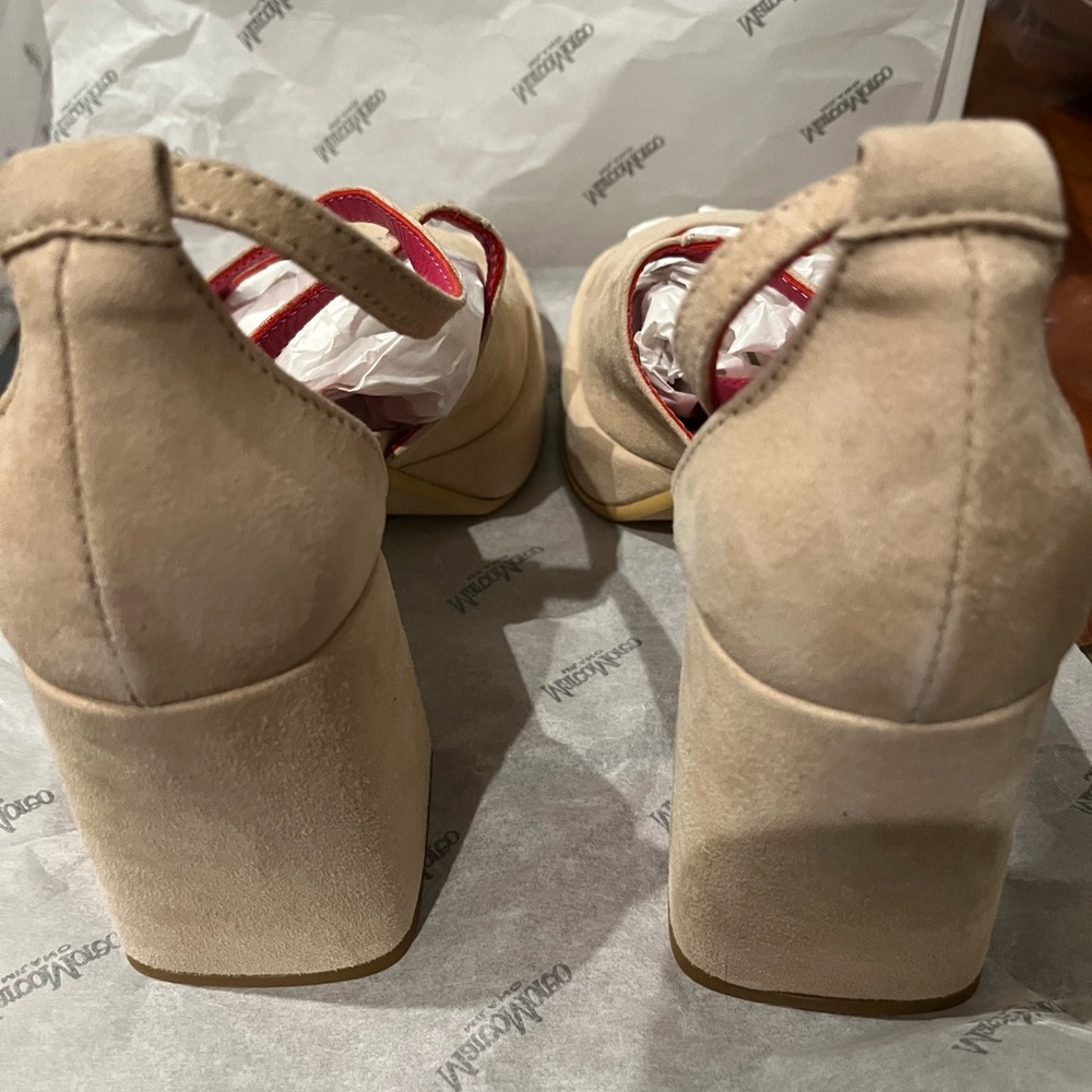 BNIB Marco Moreo platform sandals. Fit like 8.5. Beautiful!! - Picture 3 of 7